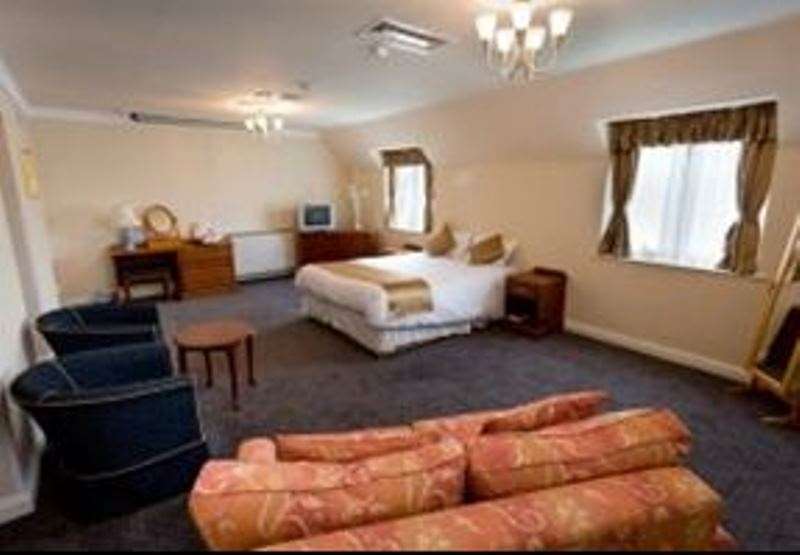 The Pear Tree Inn & Country Hotel Hindlip Room photo
