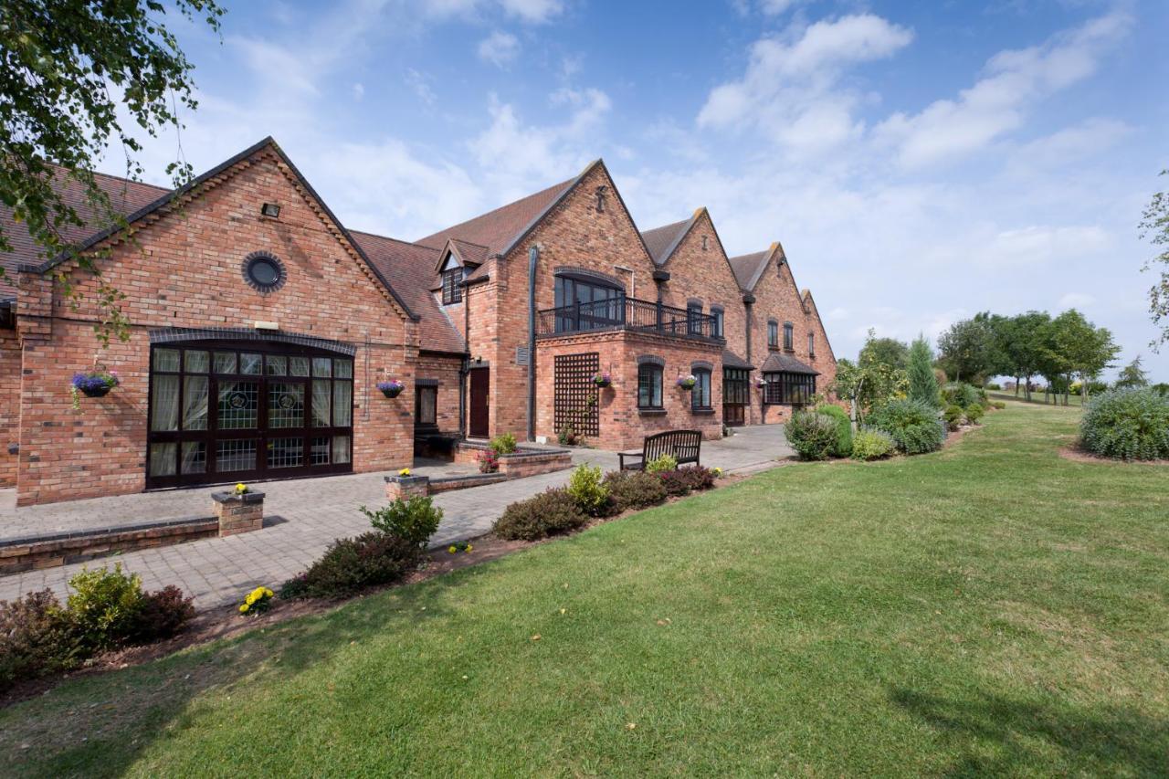 The Pear Tree Inn & Country Hotel Hindlip Exterior photo